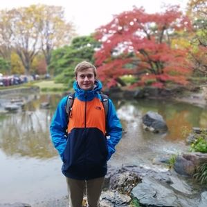 Meet your Posher, Tobias